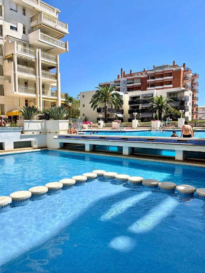 Apartbeach Novelty Climatizado Y Vistas Playa Салоу Экстерьер фото