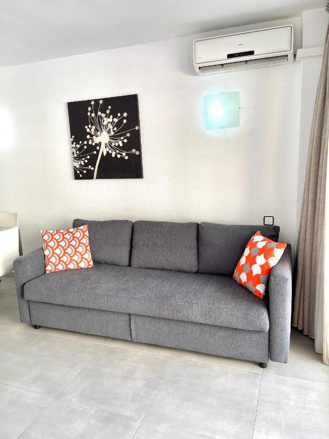 Apartbeach Novelty Climatizado Y Vistas Playa Салоу Экстерьер фото