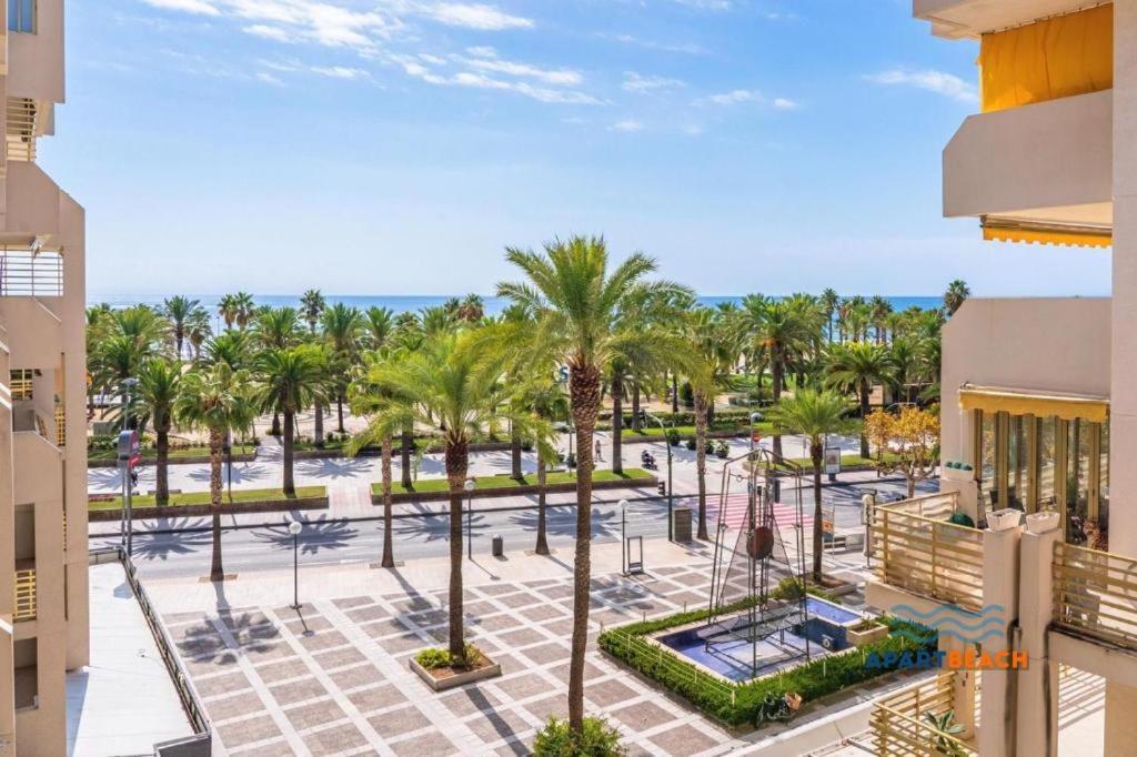 Apartbeach Novelty Climatizado Y Vistas Playa Салоу Экстерьер фото